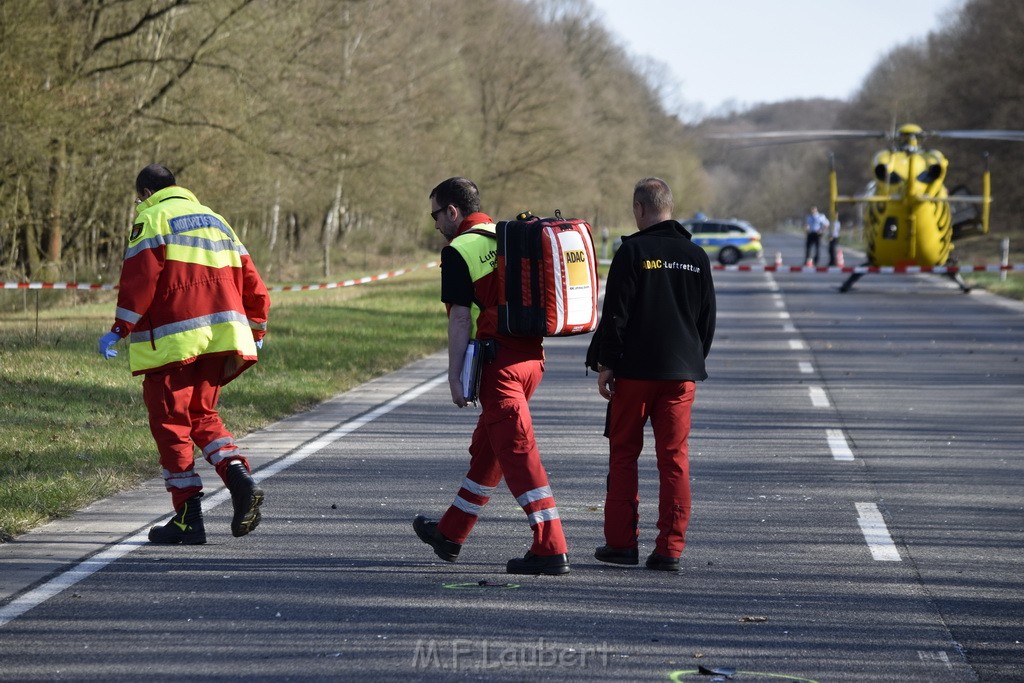 Schwerer VU Krad Fahrrad Koeln Porz Alte Koelnerstr P088.JPG - Miklos Laubert